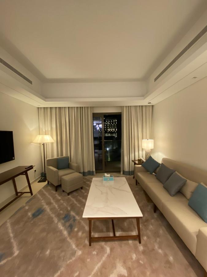 The Address Resort- Two-bedroom And Maid Apartment Al Aqah